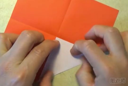 精灵球折纸图解教程 精灵球折纸怎么制作