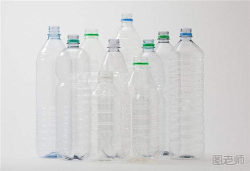 塑料瓶能装热水吗