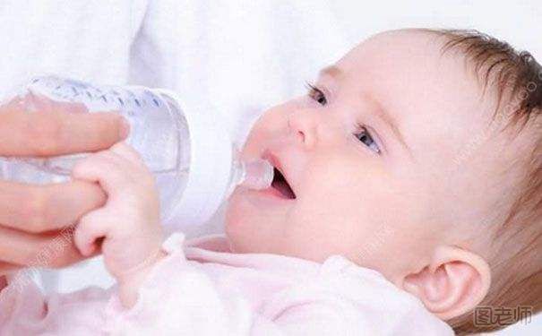 宝宝喝什么水最好