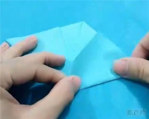 笔筒折纸步骤教程