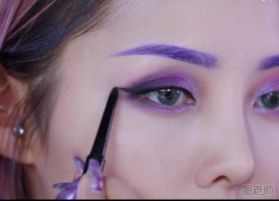 紫水晶妆容怎么画 紫水晶妆容图解教程