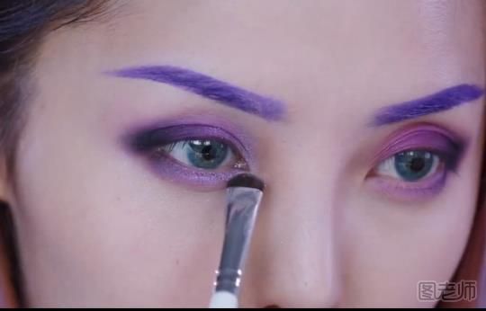 紫水晶妆容怎么画 紫水晶妆容图解教程