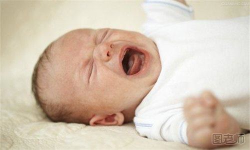 如何预防宝宝晚上哭