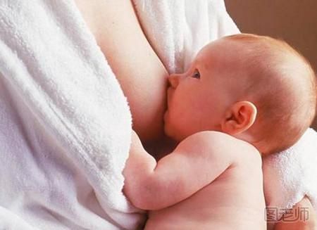 哺乳期乳头皲裂的原因