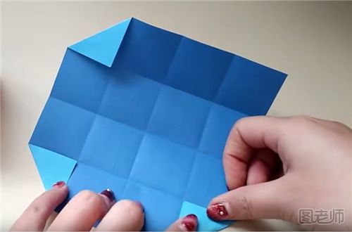 DIY彩色折纸笔筒教程