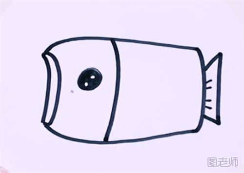 如何画一条灯笼鱼 灯笼鱼的简笔画怎么画