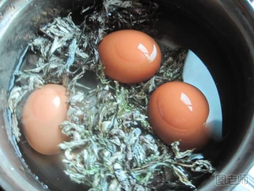 艾叶煮鸡蛋怎么做