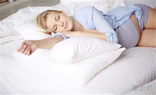 孕期各阶段的正确睡姿有哪些