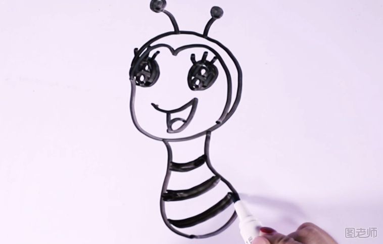 唱歌的蜜蜂简笔画