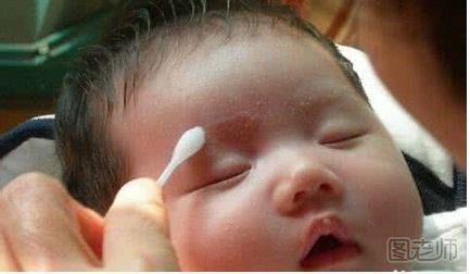 宝宝皮肤湿疹可能是过敏吗 宝宝湿疹后皮肤变黑