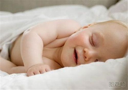 宝宝睡眠问题有哪些 宝宝睡觉为什么会笑.jpg