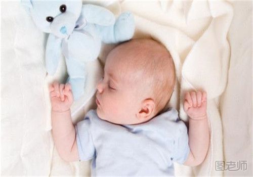 怎么判断宝宝想睡觉 如何判断宝宝睡眠正常.jpg