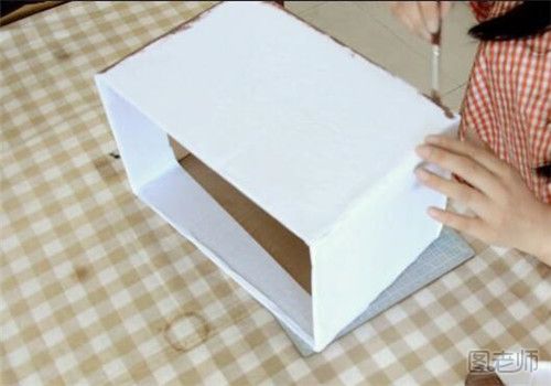 DIY收纳盒怎么做 快递盒怎么改造成收纳盒.jpg