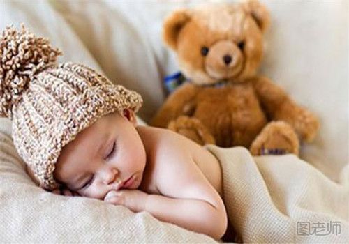 怎样让宝宝睡得更安稳 如何改善宝宝睡眠习惯.jpg