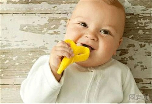 磨牙棒几个月宝宝能吃
