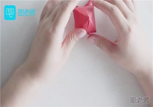 折纸桃子的折法.jpg