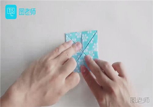 自制收纳盒折纸方法.jpg