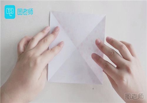 折纸收纳盒怎么折.jpg