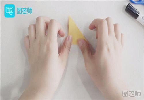 花的折纸方法简单.jpg