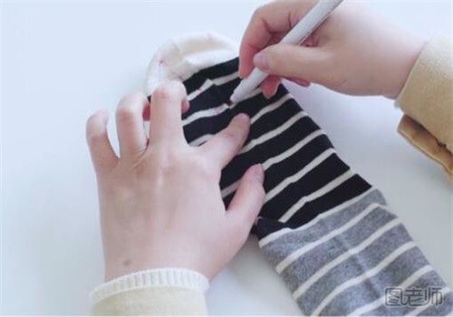 用袜子怎么做娃娃 袜子娃娃的制作方法