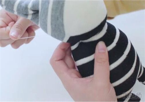 用袜子怎么做娃娃 袜子娃娃的制作方法