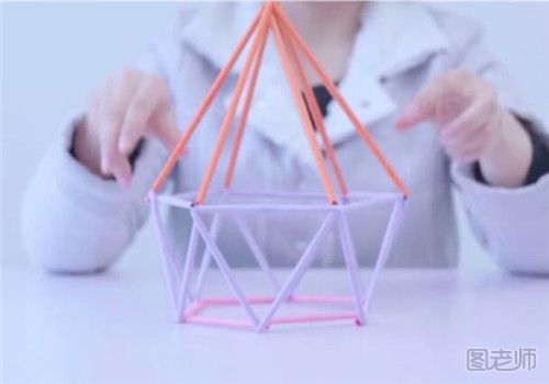 立体几何装饰怎么做 卡纸制作多种装饰品的方法