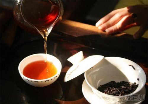秋天喝普洱茶有什么好处 养阴清热护肝