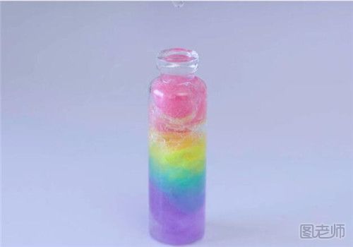 风铃怎么做 啤酒瓶改造彩虹风铃的办法