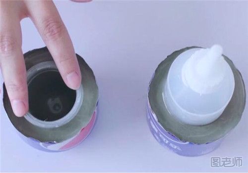 花瓶怎么做 水泥自制抽象花瓶的方法