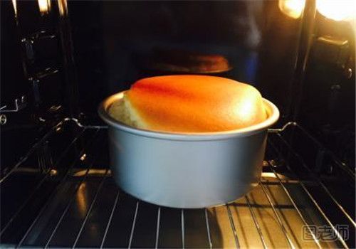 烤箱怎么做蛋糕胚 这样做很简单