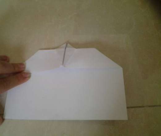 最简单纸飞机的折叠方法图解教程