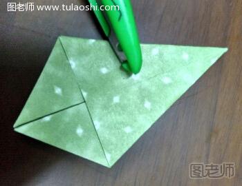 圣诞树折纸的教程