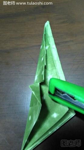 圣诞树折纸的教程