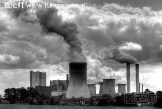 雾霾天气形成的原因：燃煤排放的污染物